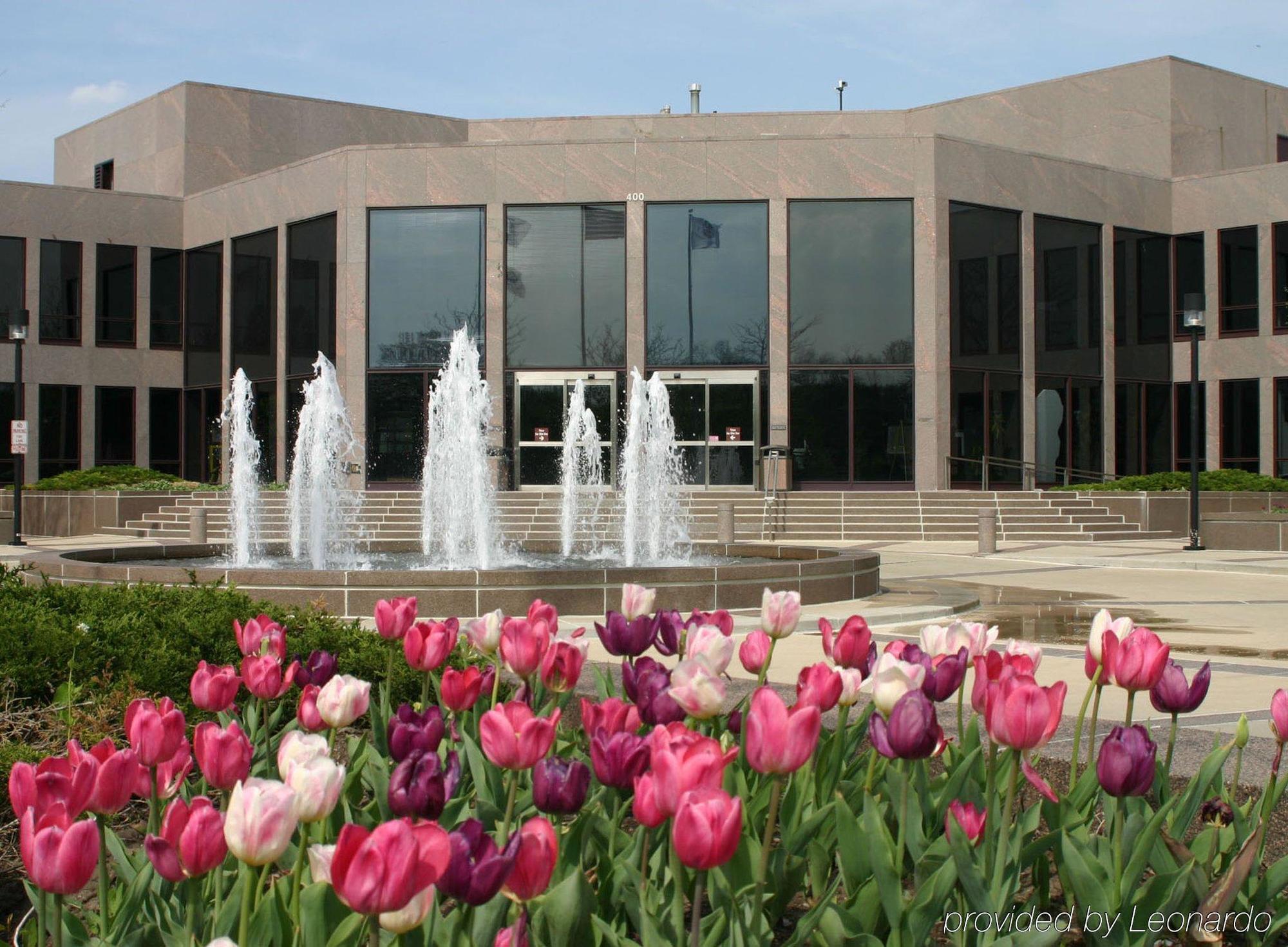Hyatt Place Chicago/naperville/warrenville Hotel